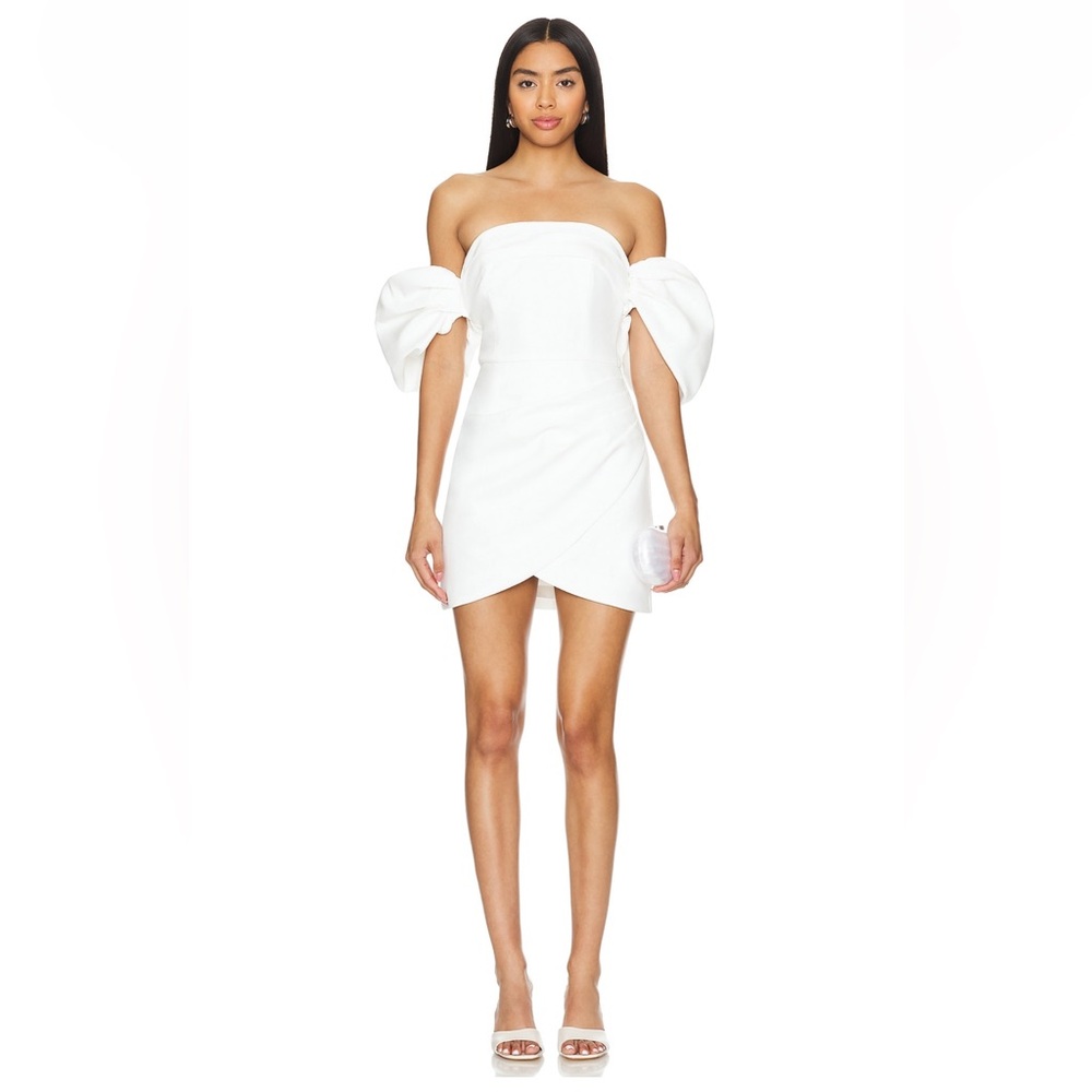 Elliatt Palladium White Dress with Puff Sleeves